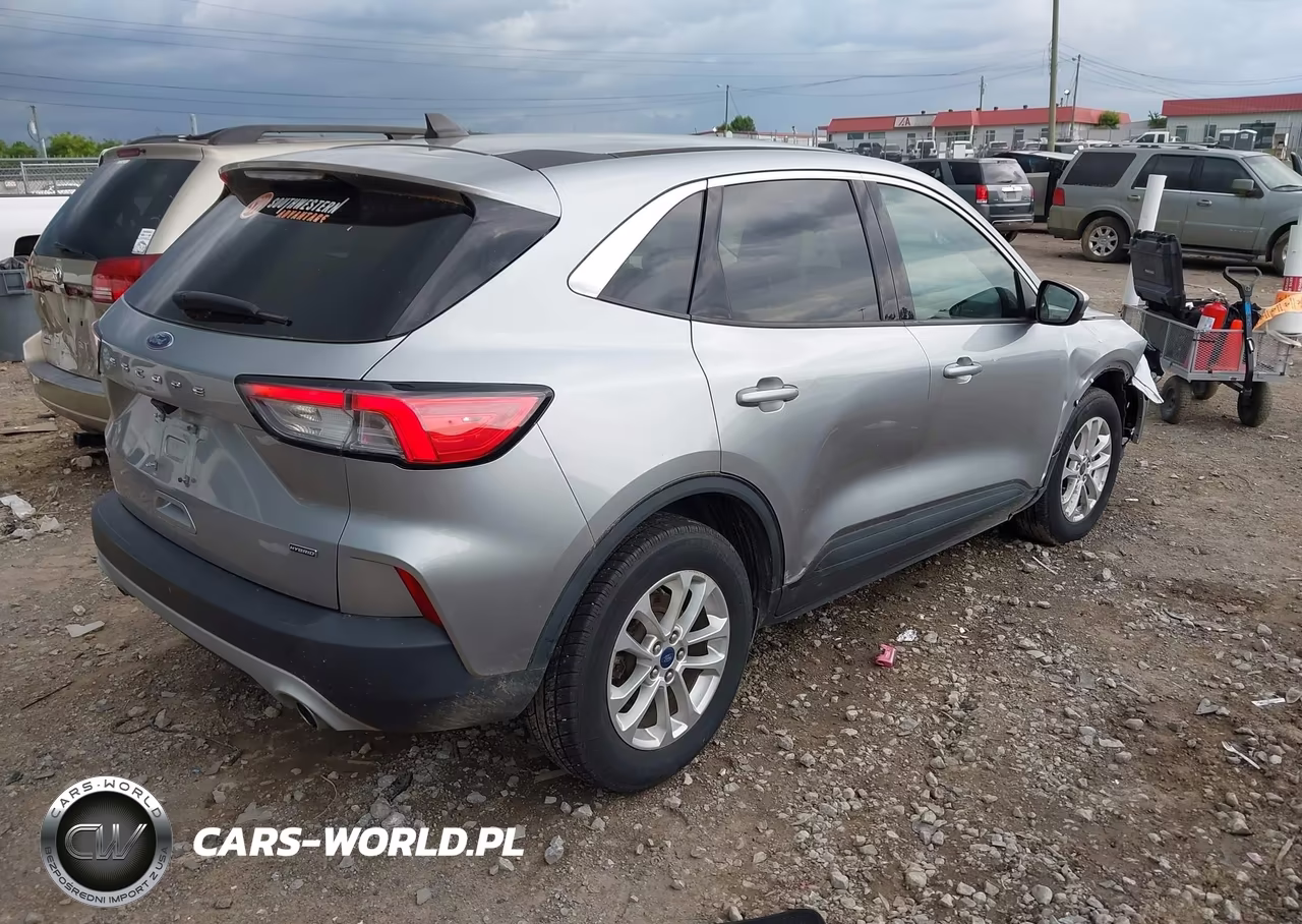 2021 Ford Escape Se Hybrid VIN:1FMCU0BZ2MUB15514 - 4