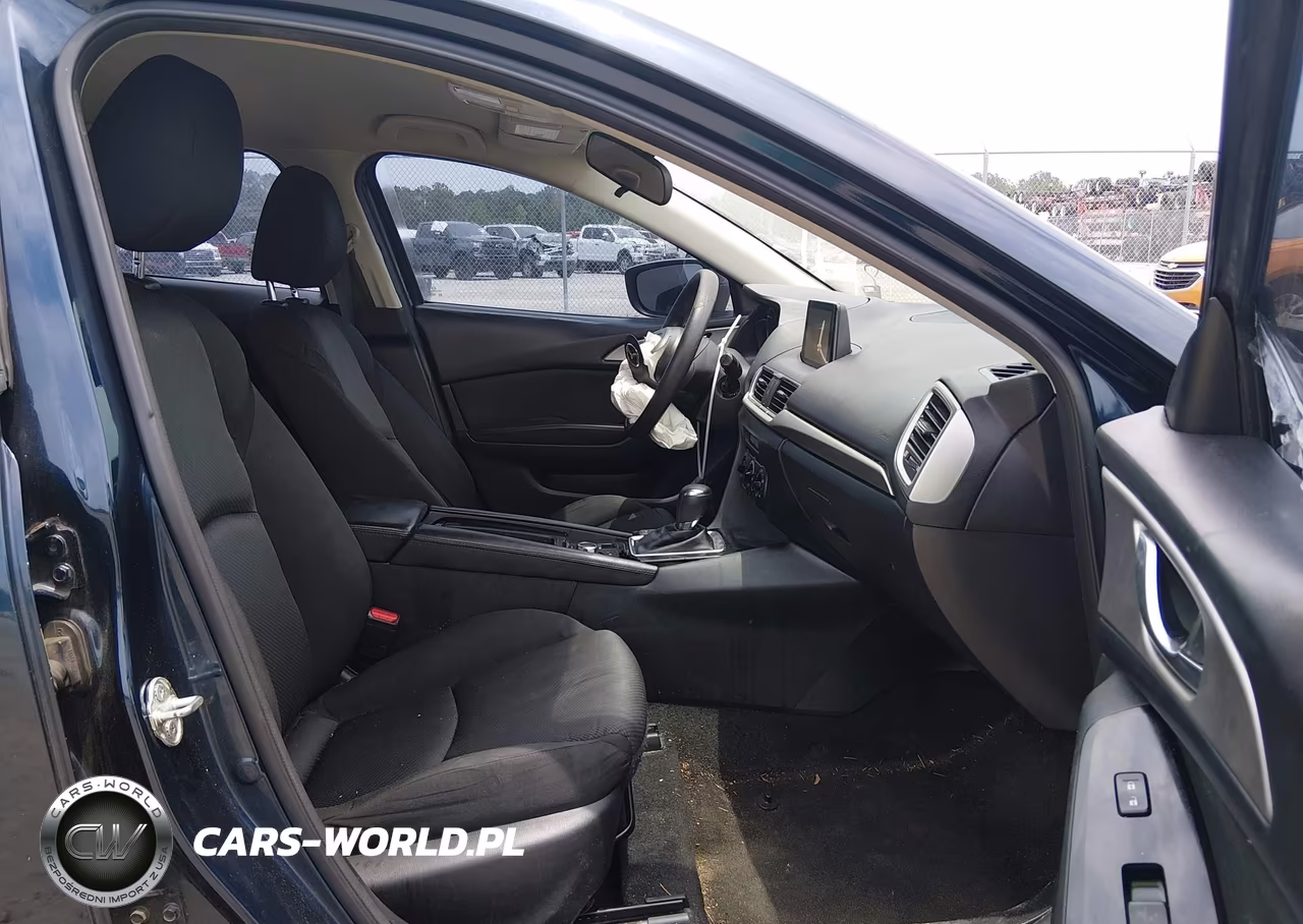2018 Mazda Mazda3 Sport VIN:3MZBN1K76JM200810 - 5
