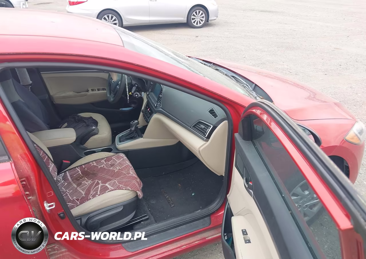 2018 Hyundai Elantra Se VIN:5NPD74LFXJH368484 - 5