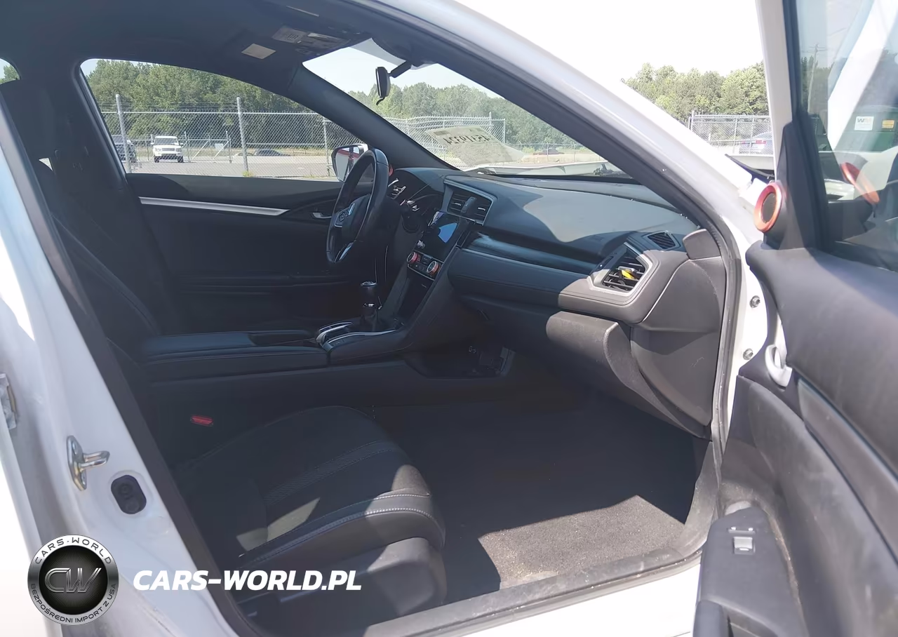 2020 Honda Civic Sport VIN:2HGFC2E8XLH520980 - 5