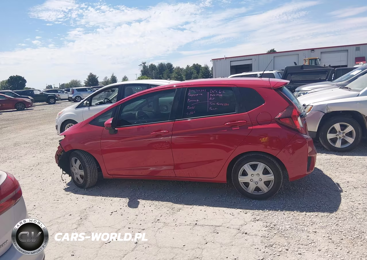2015 Honda Fit Lx VIN:3HGGK5H50FM783978 - 14