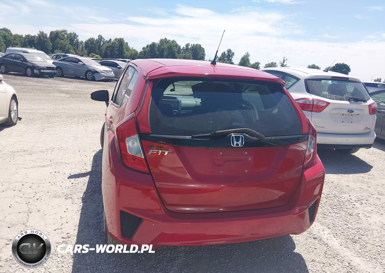 2015 Honda Fit Lx VIN:3HGGK5H50FM783978 - 16