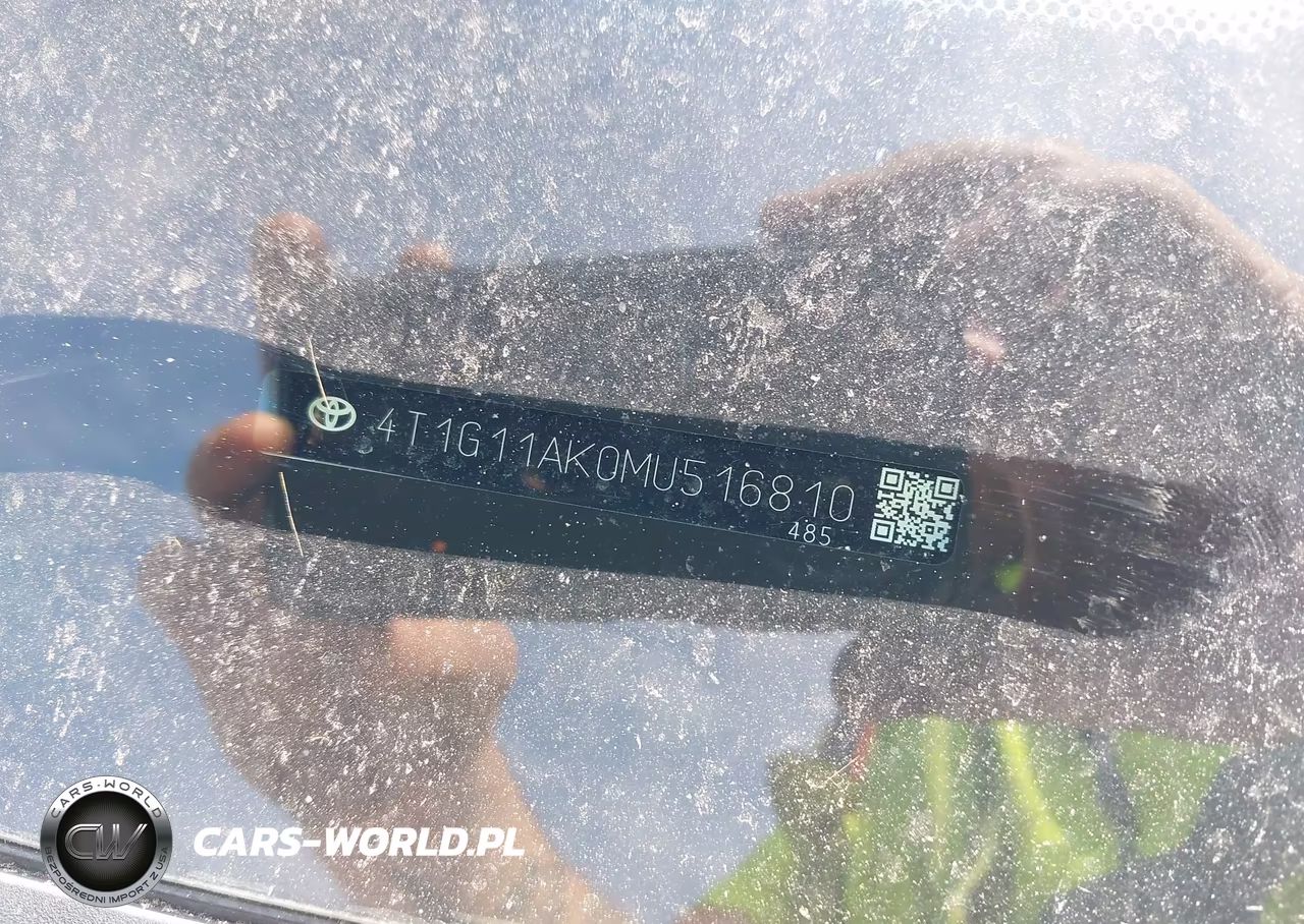 2021 Toyota Camry Se VIN:4T1G11AK0MU516810 - 17