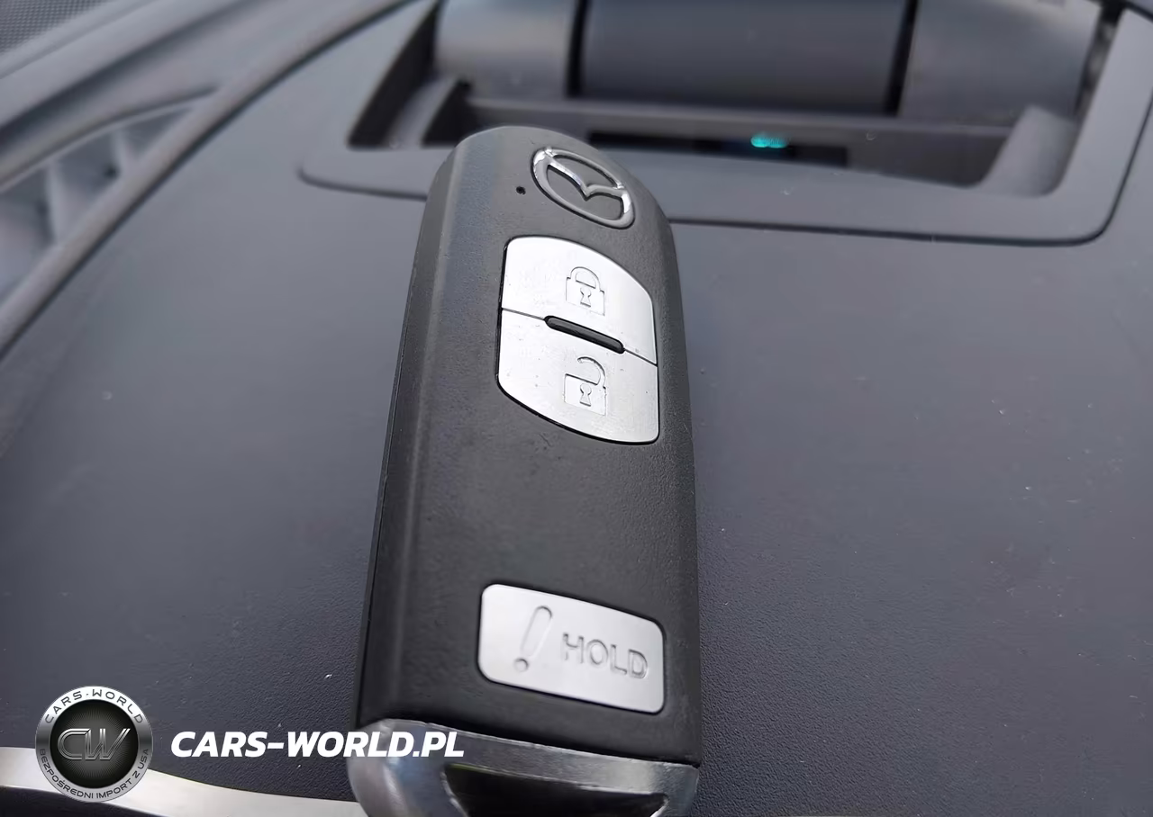 2015 Mazda Mazda3 S Touring VIN:JM1BM1L36F1274413 - 11