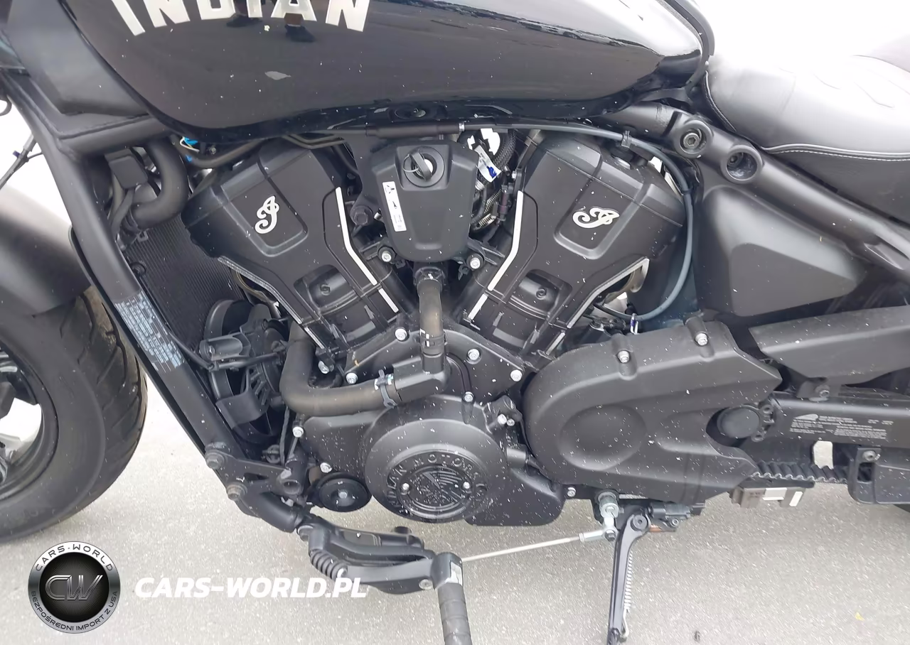 2025 Indian Motorcycle Co. Scout Sixty Bobber VIN:56KSBV614S3023468 - 9