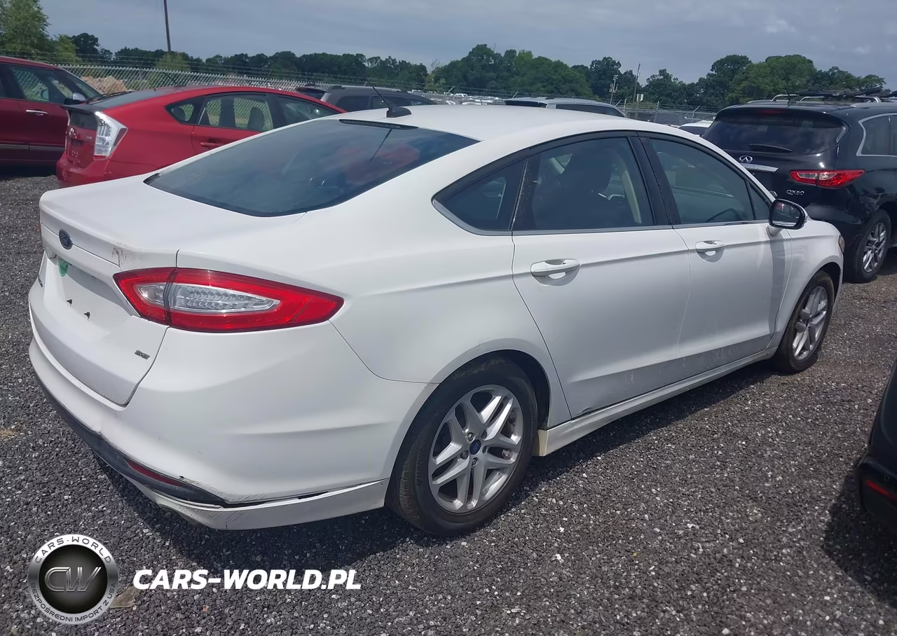 2015 Ford Fusion Se VIN:1FA6P0H73F5127558 - 4