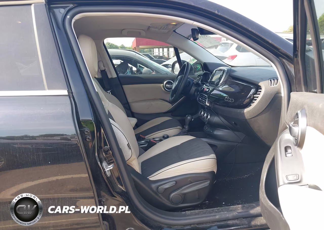 2017 Fiat 500X Lounge Fwd VIN:ZFBCFXDBXHP589273 - 5