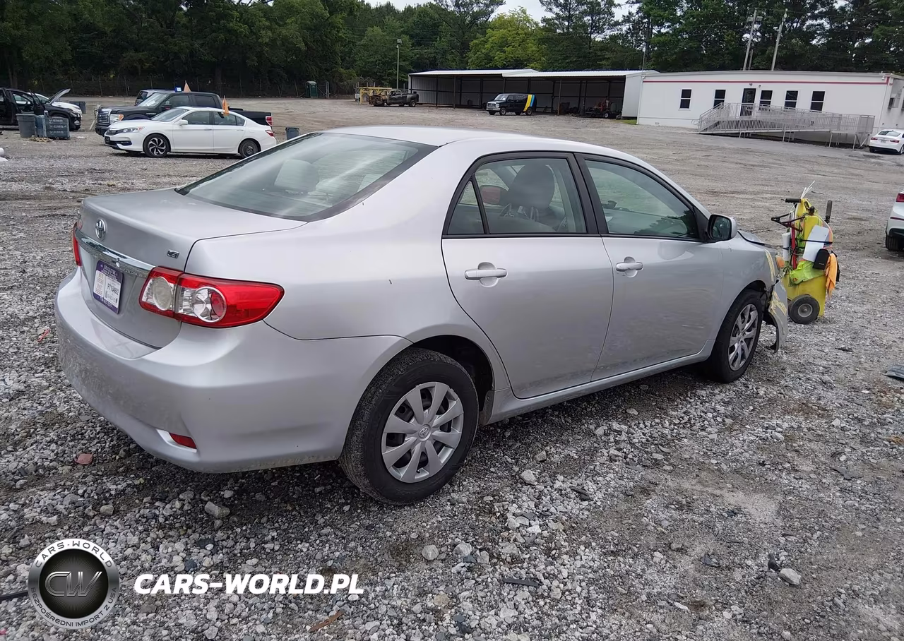 2011 Toyota Corolla Le VIN:JTDBU4EE2B9137660 - 4