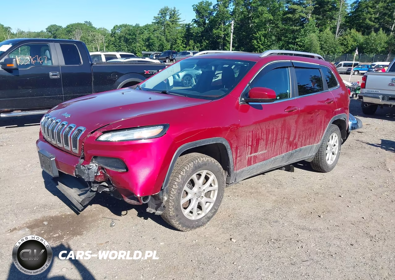 2017 Jeep Cherokee Latitude 4X4 VIN:1C4PJMCS1HW579847 - 2