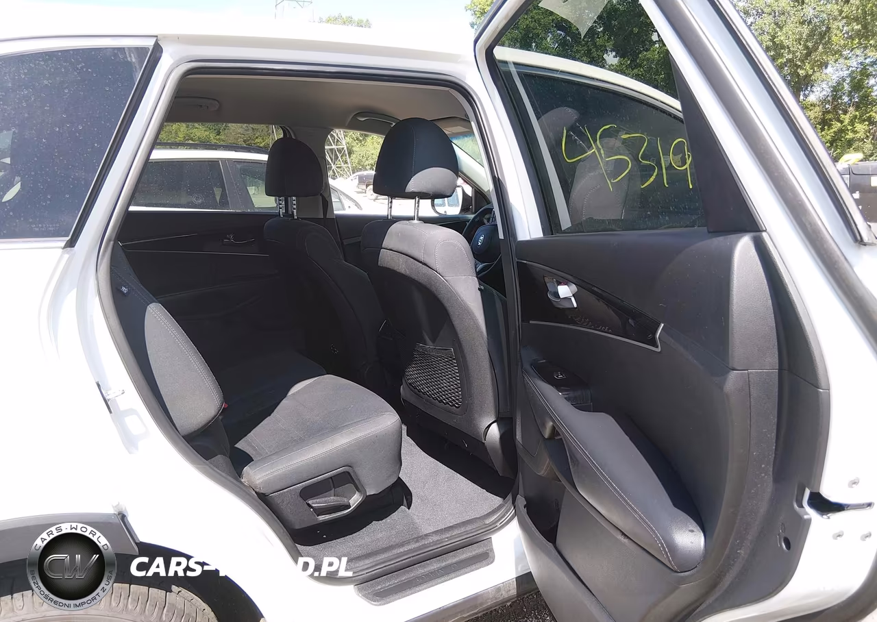2019 Kia Sorento 2.4L Lx VIN:5XYPG4A32KG576275 - 8
