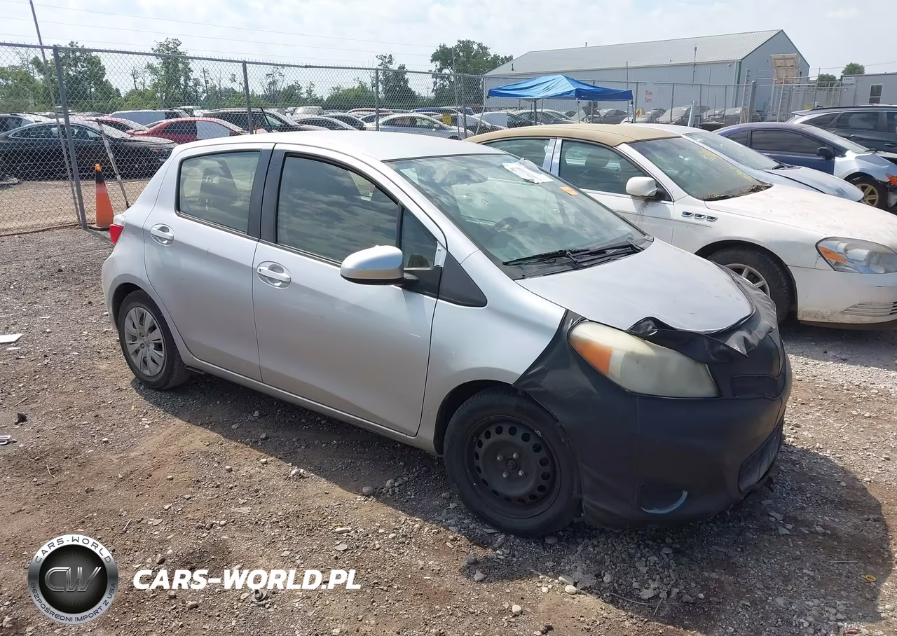 2013 Toyota Yaris Le