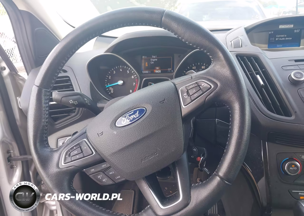2017 Ford Escape Se VIN:1FMCU0GD6HUC18230 - 6