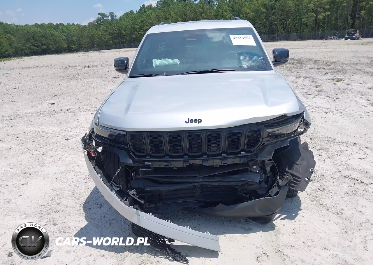 2025 Jeep Grand Cherokee Altitude X 4X2 VIN:1C4RJGAG4SC290155 - 13