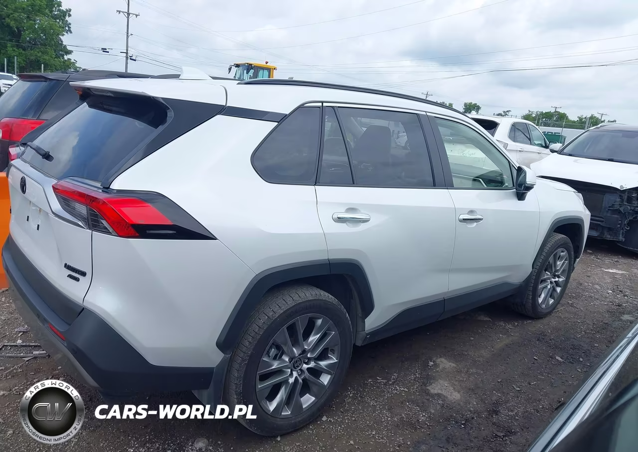 2025 Toyota Rav4 Limited VIN:JTMN1RFV4SD114380 - 14