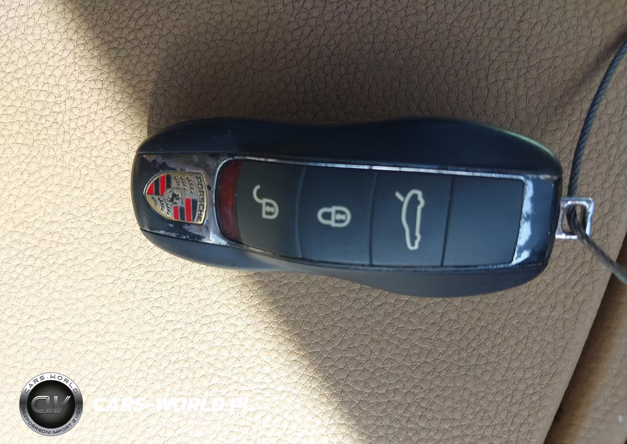 2013 Porsche Panamera 4 VIN:WP0AA2A72DL014124 - 11