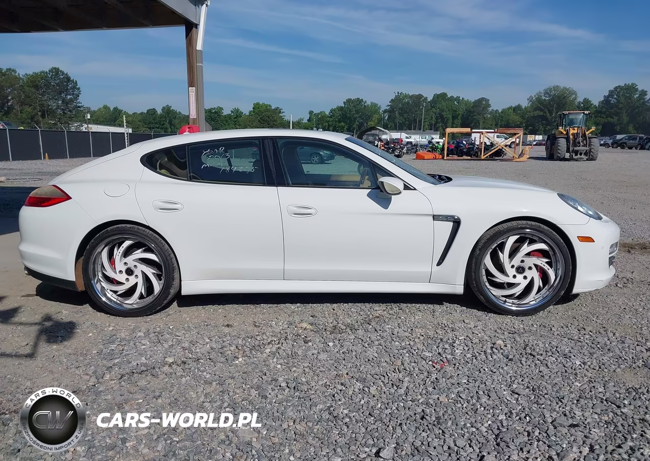 2013 Porsche Panamera 4 VIN:WP0AA2A72DL014124 - 13