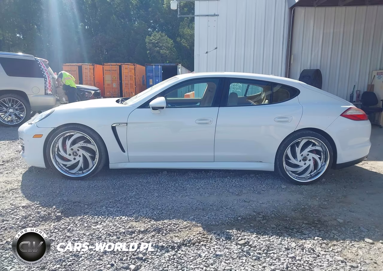 2013 Porsche Panamera 4 VIN:WP0AA2A72DL014124 - 14