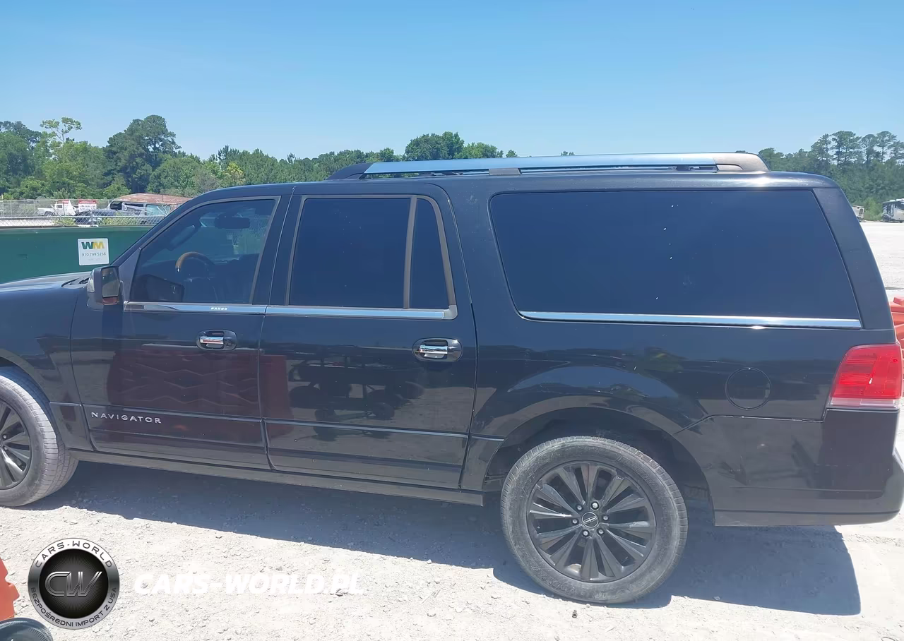 2015 Lincoln Navigator L VIN:5LMJJ3JT9FEJ07211 - 14