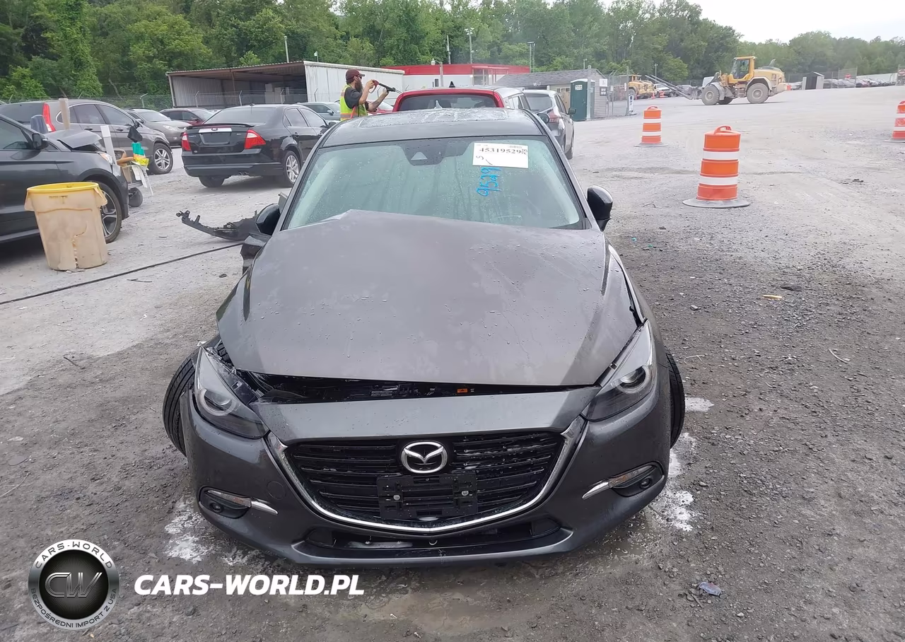 2018 Mazda Mazda3 Grand Touring VIN:3MZBN1M36JM215897 - 12
