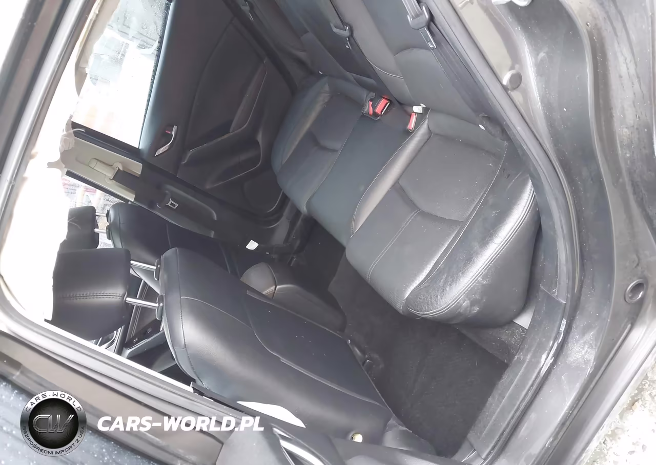 2018 Mazda Mazda3 Grand Touring VIN:3MZBN1M36JM215897 - 8