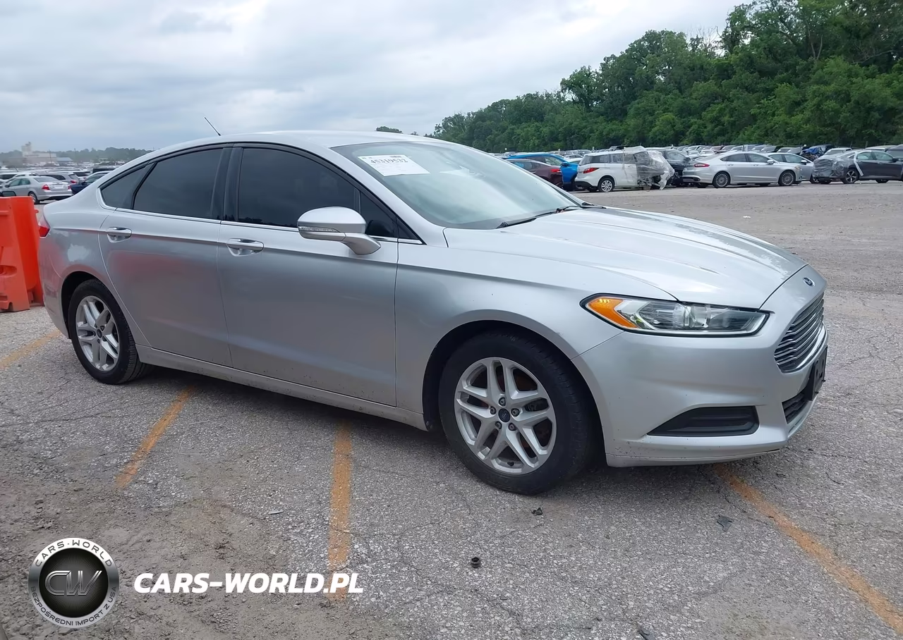 2014 Ford Fusion Se – zdjęcie 1 z 10