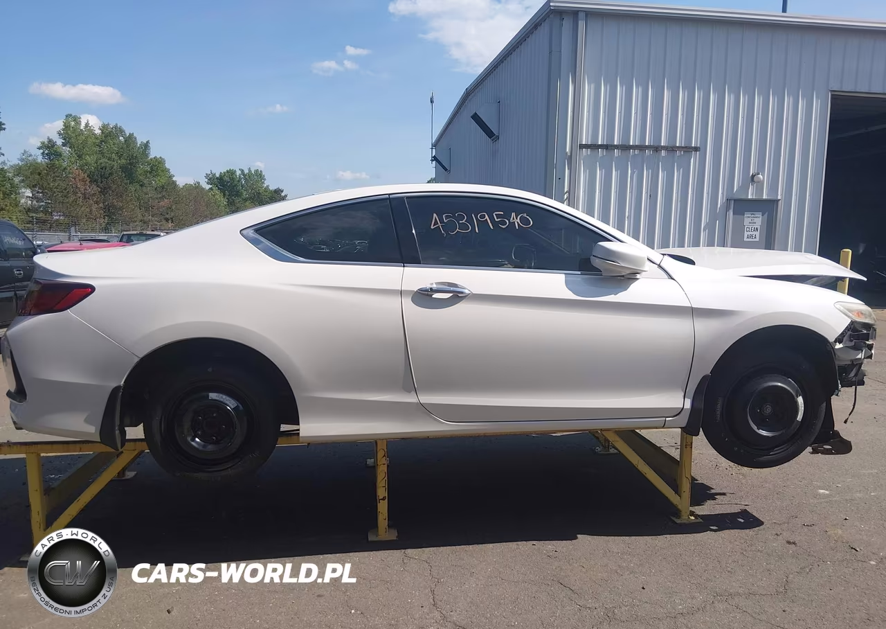 2017 Honda Accord Touring V6 VIN:1HGCT2B06HA005806 - 13