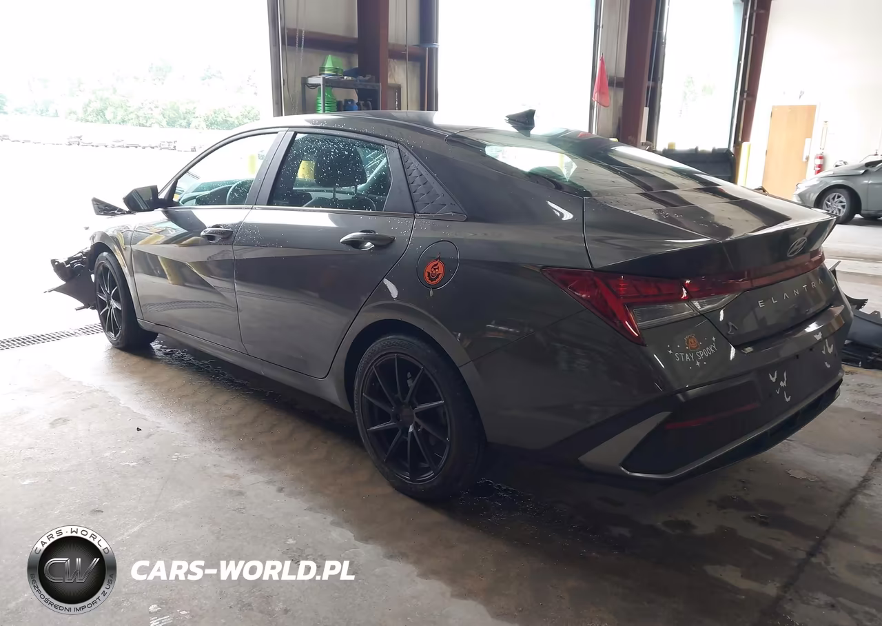 2024 Hyundai Elantra Hybrid Limited VIN:KMHLN4DJ9RU104092 - 3