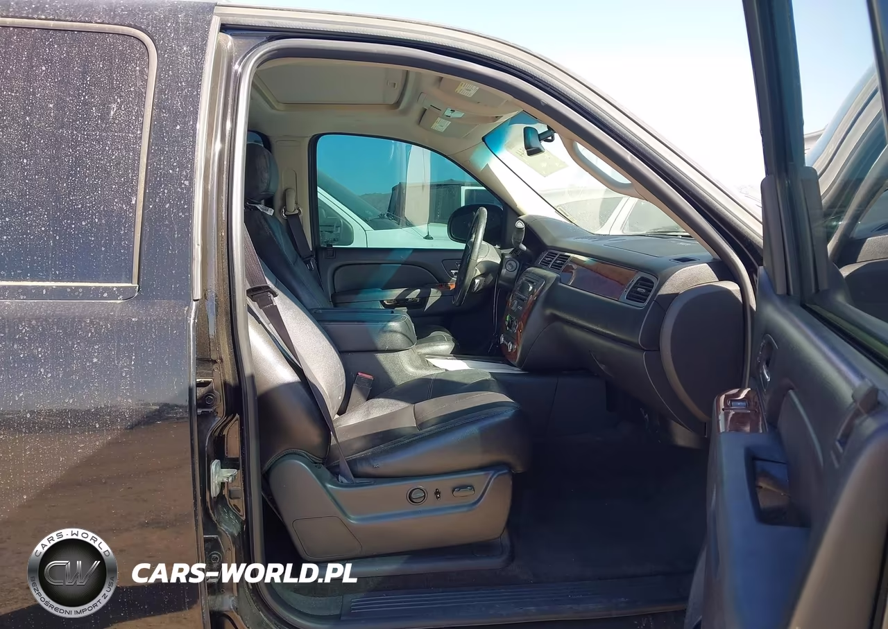 2013 Chevrolet Tahoe Lt VIN:1GNSCBE05DR118915 - 5