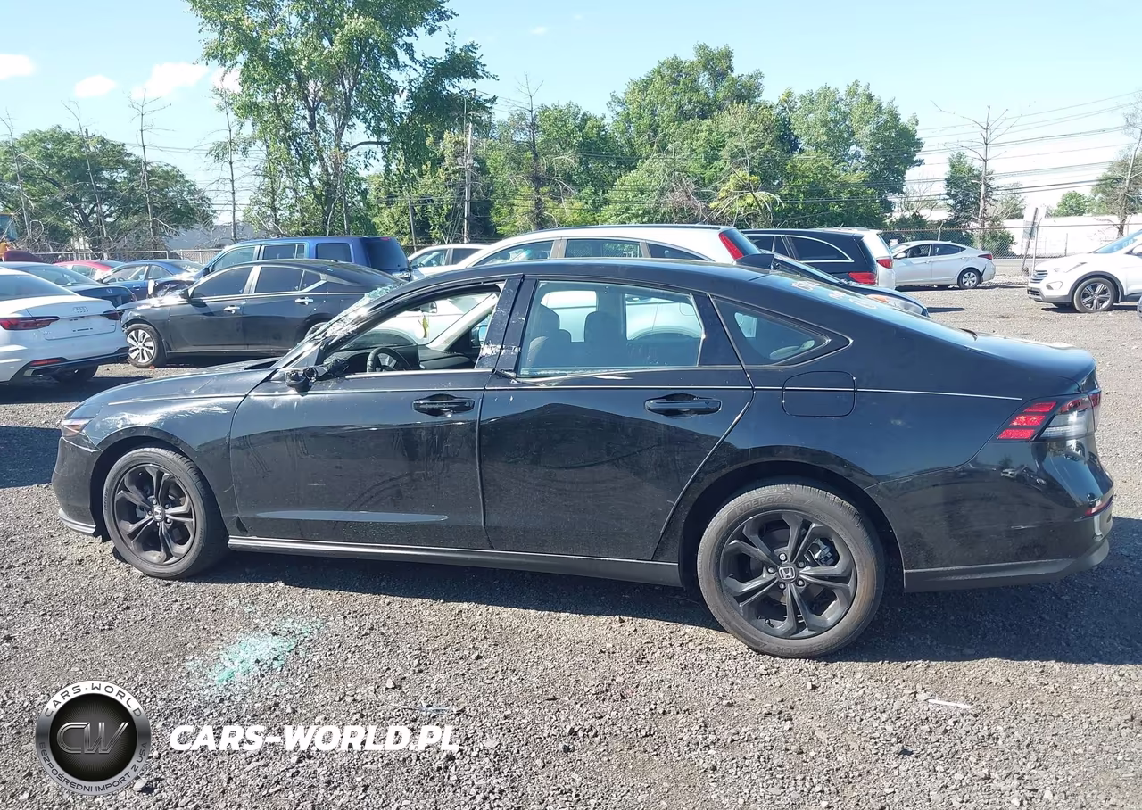2025 Honda Accord Se VIN:1HGCY1F4XSA035973 - 14