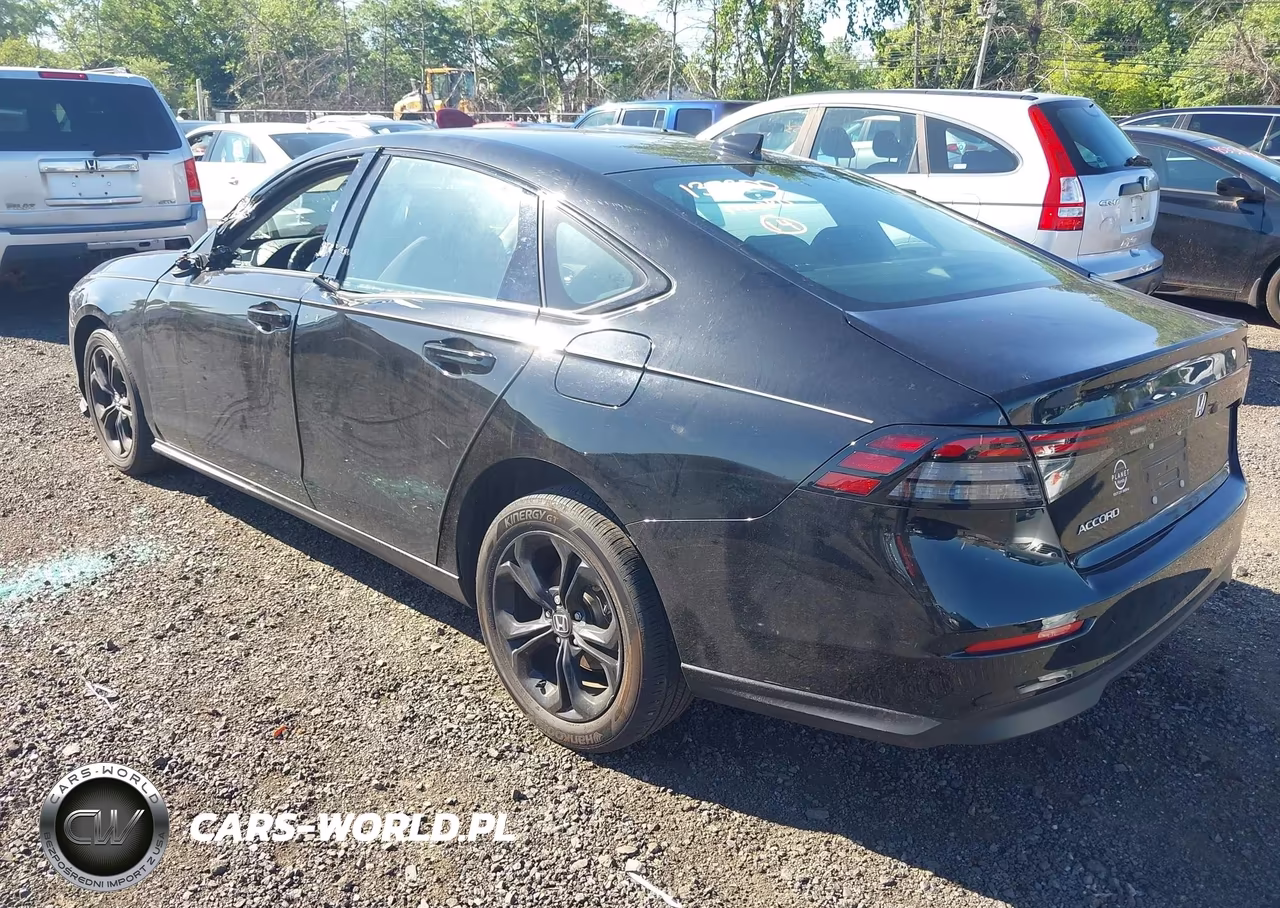 2025 Honda Accord Se VIN:1HGCY1F4XSA035973 - 3