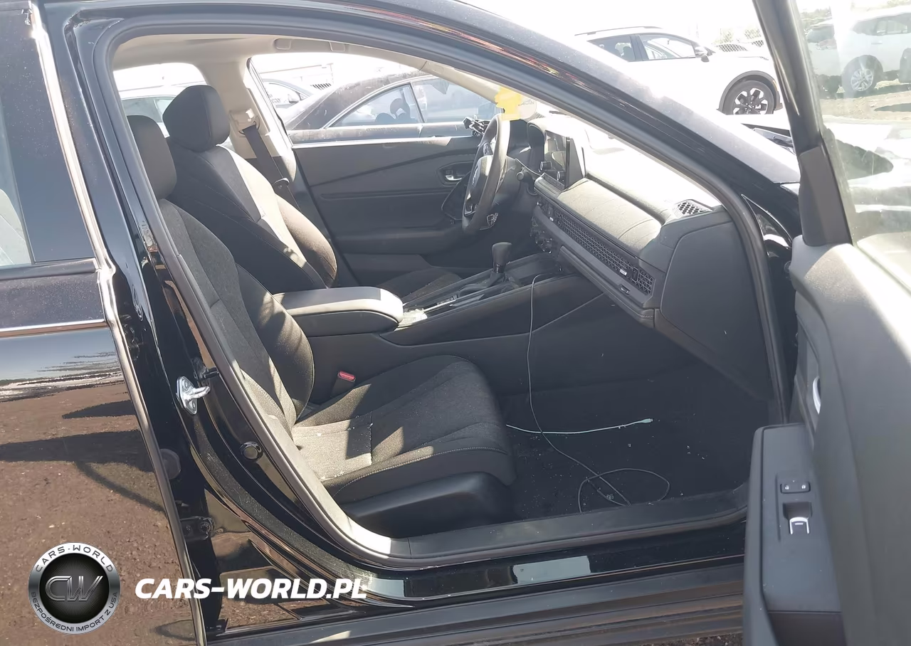 2025 Honda Accord Se VIN:1HGCY1F4XSA035973 - 5