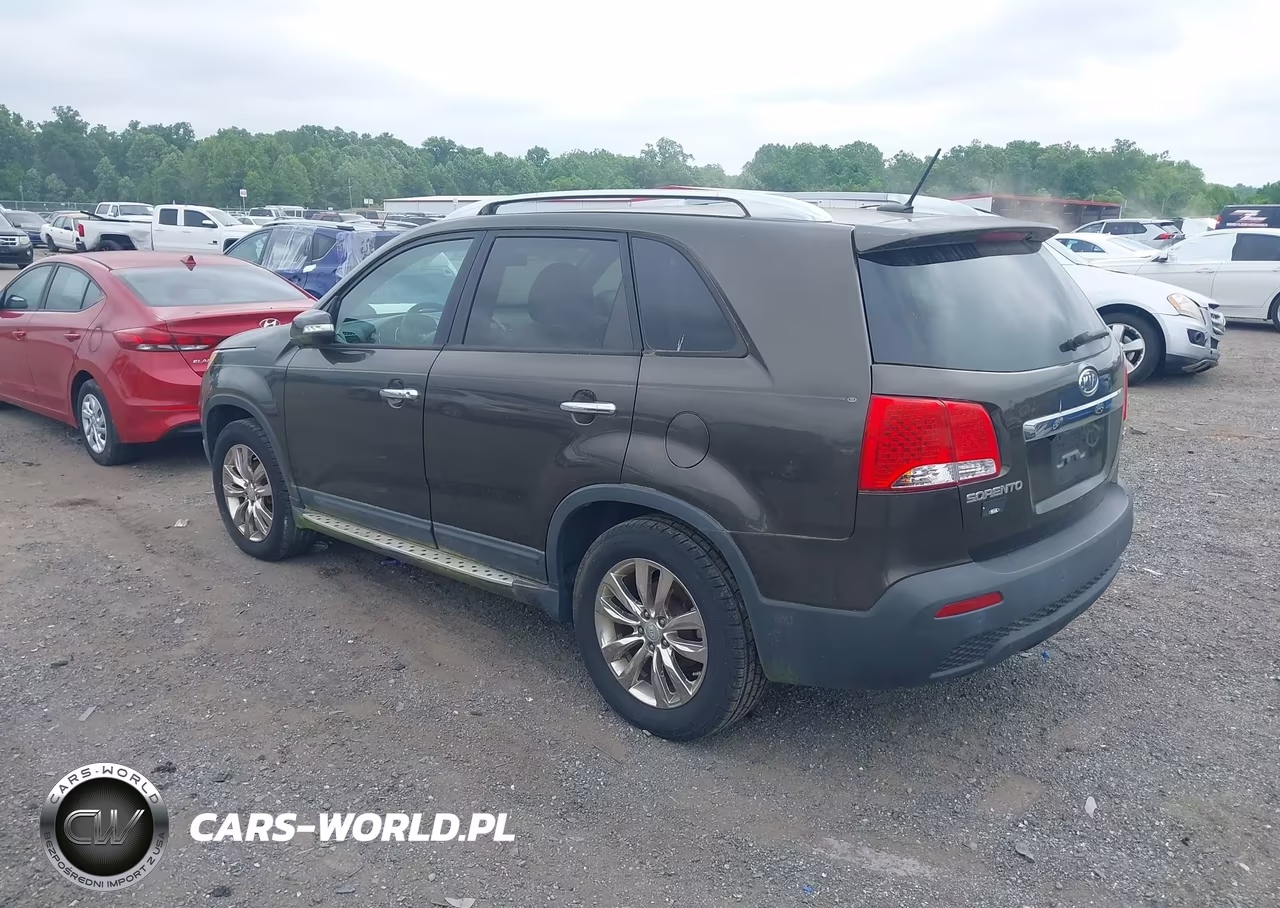 2011 Kia Sorento Ex V6 VIN:5XYKU4A29BG175218 - 3