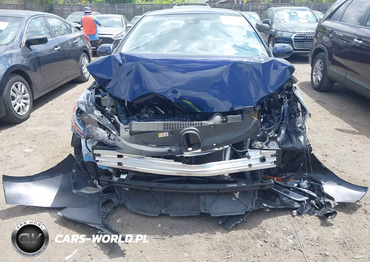 2020 Toyota Corolla Le VIN:JTDEPRAE9LJ002294 - 6