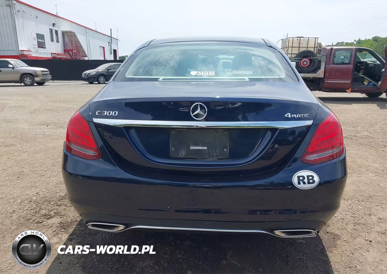 2015 Mercedes-Benz C 300 4Matic VIN:55SWF4KB1FU078360 - 16