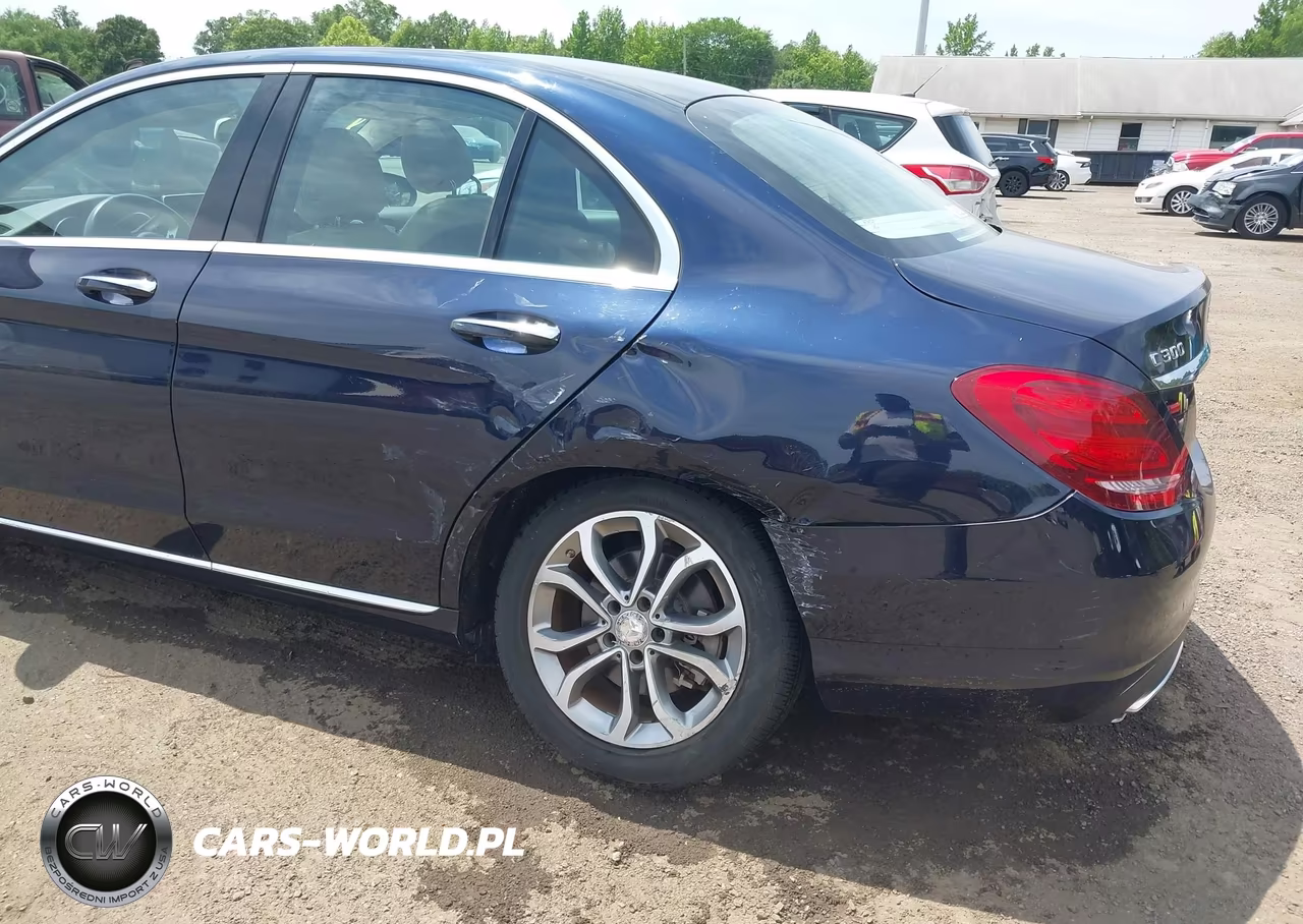 2015 Mercedes-Benz C 300 4Matic VIN:55SWF4KB1FU078360 - 6