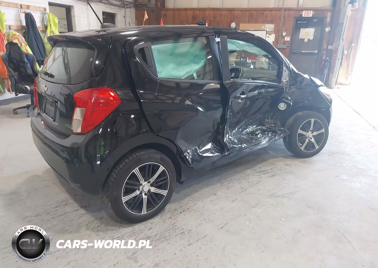 2017 Chevrolet Spark Ls Manual VIN:KL8CA6SA0HC820746 - 4