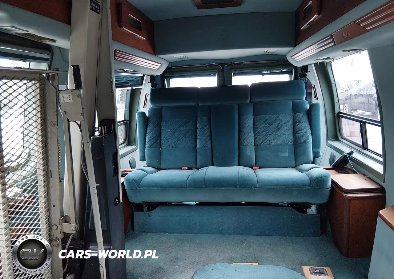 1994 Ford Econoline E150 Van VIN:1FDEE14N3RHB60709 - 8