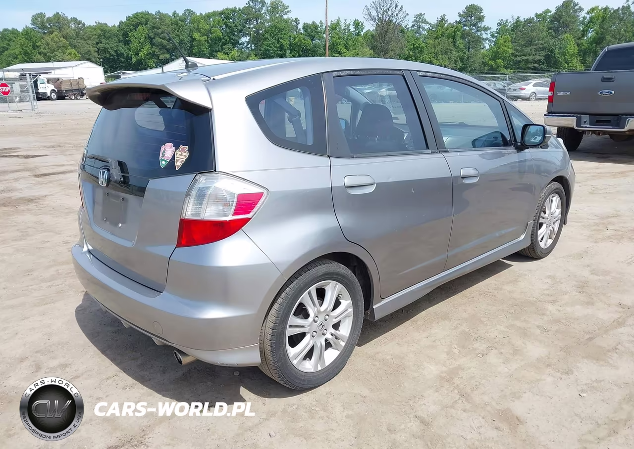 2009 Honda Fit Sport VIN:JHMGE87469S025167 - 4