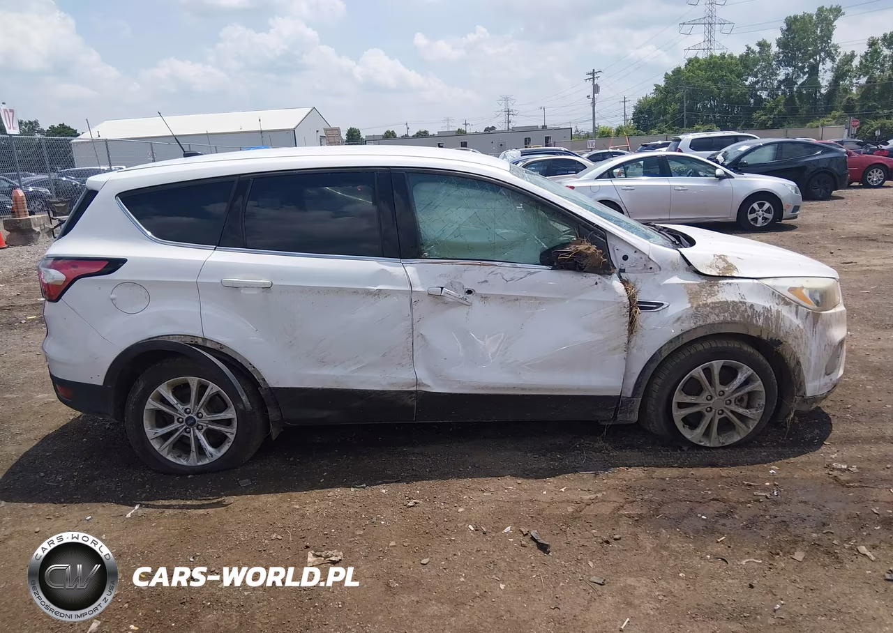 2017 Ford Escape Se VIN:1FMCU9GD3HUB50912 - 14