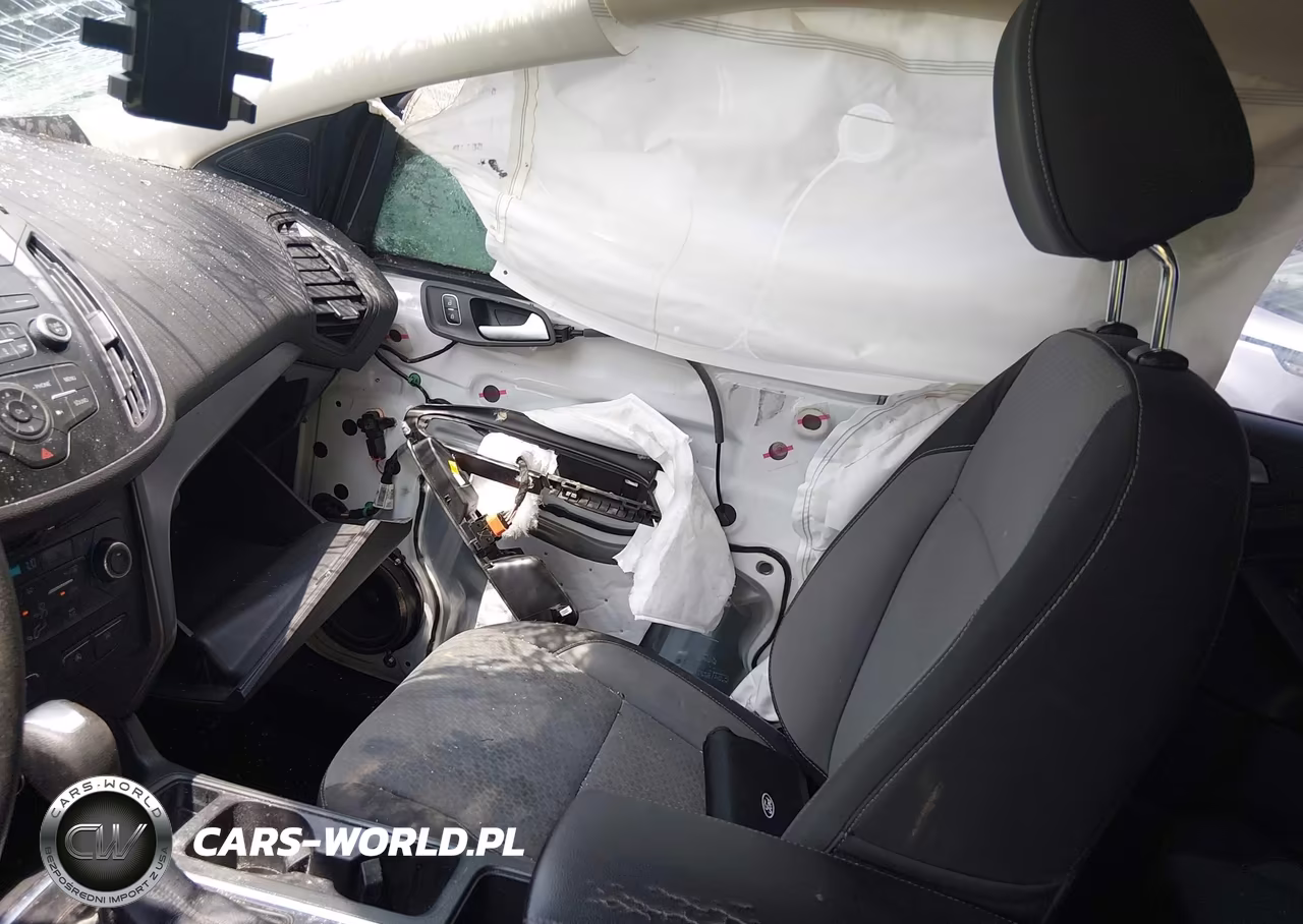 2017 Ford Escape Se VIN:1FMCU9GD3HUB50912 - 5