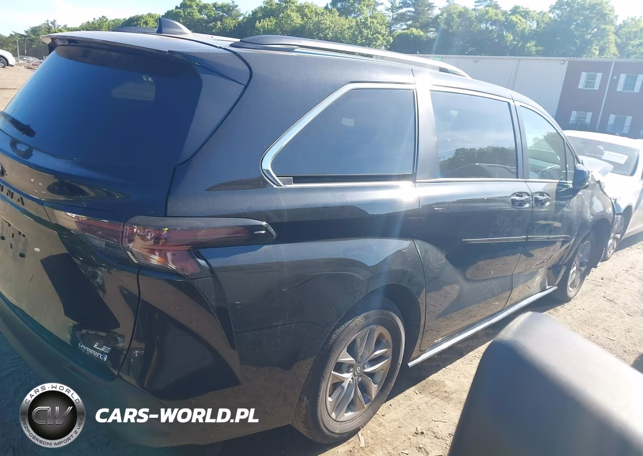 2024 Toyota Sienna Le VIN:5TDKSKFC8RS128691 - 4