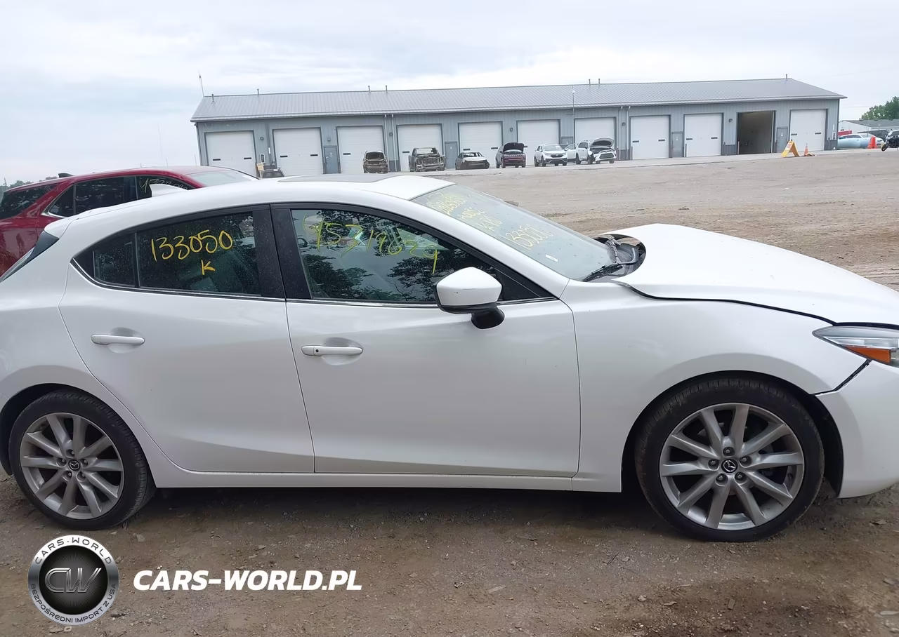 2017 Mazda Mazda3 Grand Touring VIN:3MZBN1M36HM133050 - 13