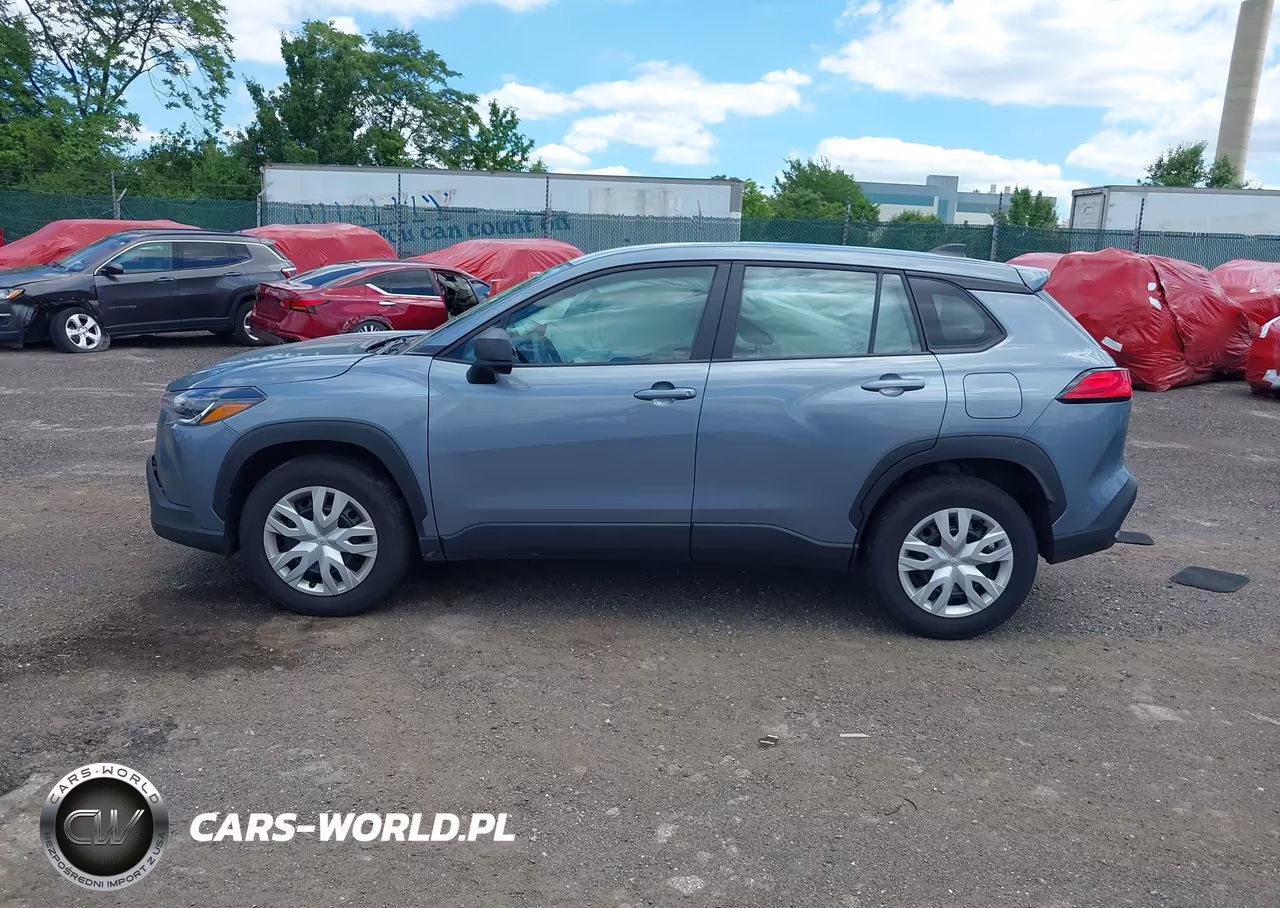 2023 Toyota Corolla Cross L VIN:7MUAAABG0PV053084 - 14