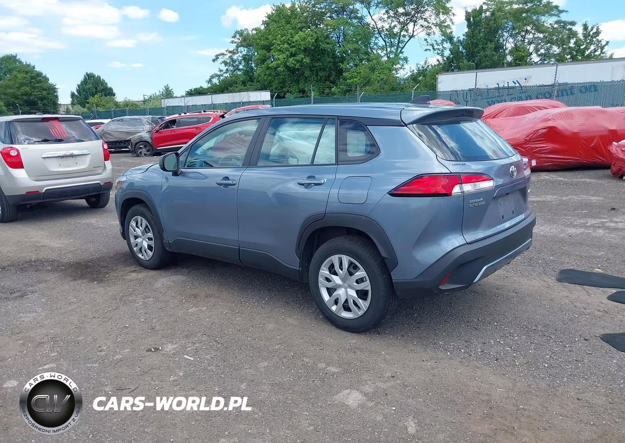 2023 Toyota Corolla Cross L VIN:7MUAAABG0PV053084 - 3