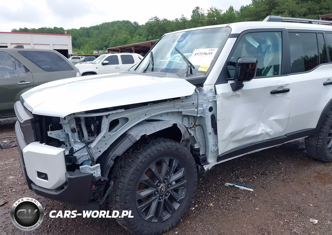 2025 Toyota Land Cruiser VIN:JTEABFAJXS5018449 - 6