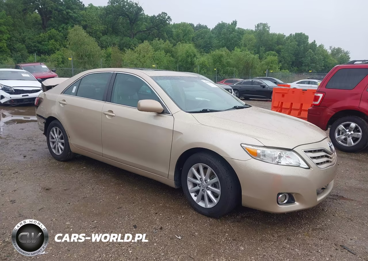 2010 Toyota Camry Xle – zdjęcie 1 z 17
