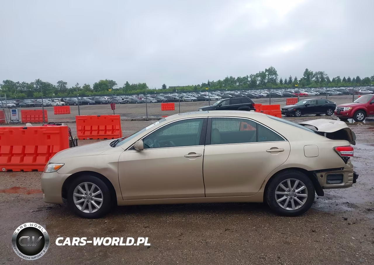2010 Toyota Camry Xle VIN:4T1BF3EK2AU032375 - 15