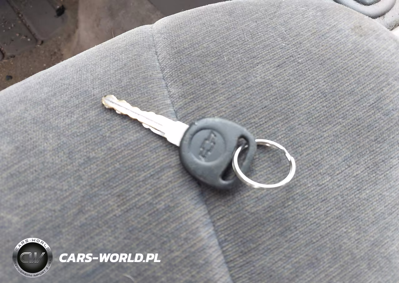 1998 Chevrolet Malibu VIN:1G1ND52M3WY145768 - 11