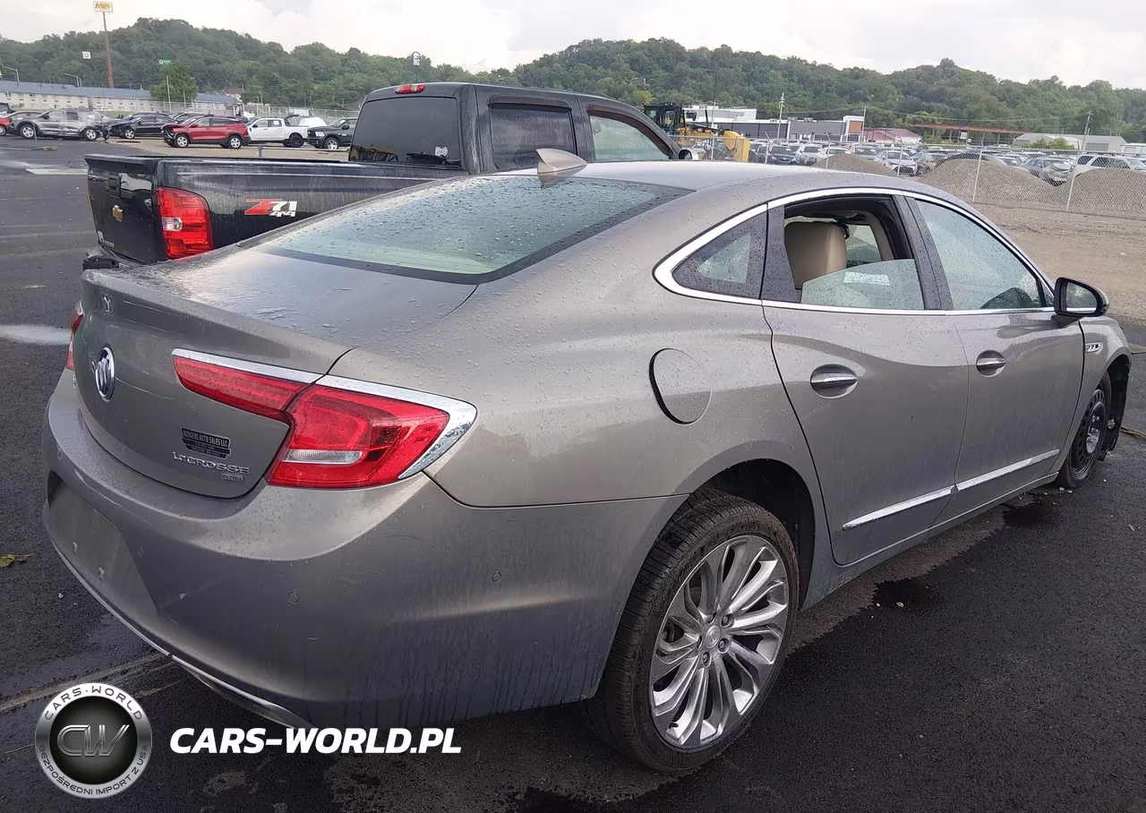 2018 Buick Lacrosse Premium VIN:1G4ZS5SS4JU144105 - 4
