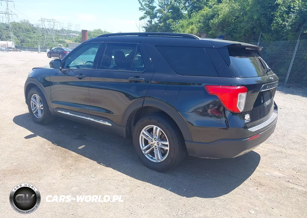 2020 Ford Explorer Xlt VIN:1FMSK8DH2LGB89260 - 3
